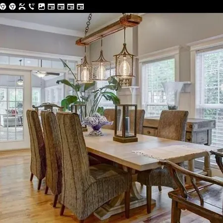 Sleeps16, Spacious Home, Close To Downtown, Beltline, And Walk To Restaurants, 75