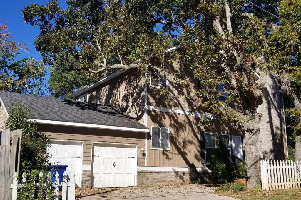 Sleeps16, Spacious Home, Close To Downtown, Beltline, And Walk To Restaurants, 75